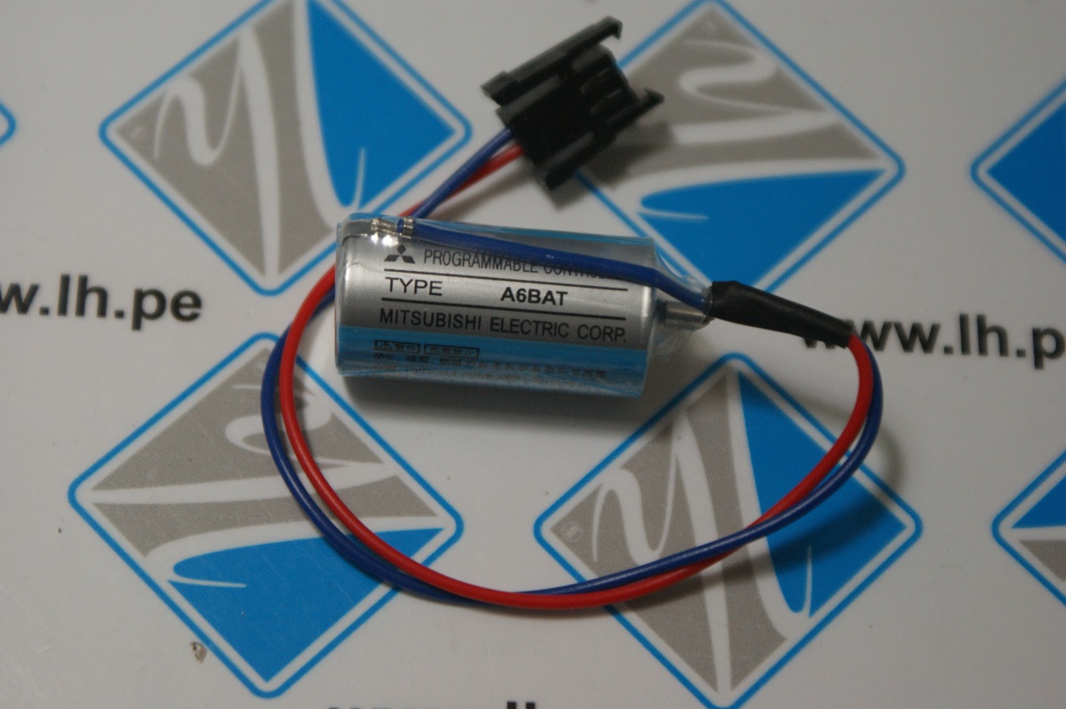 A6BAT ER17330V       Batería Lithium para PLC, CNC con conector Plug Negro